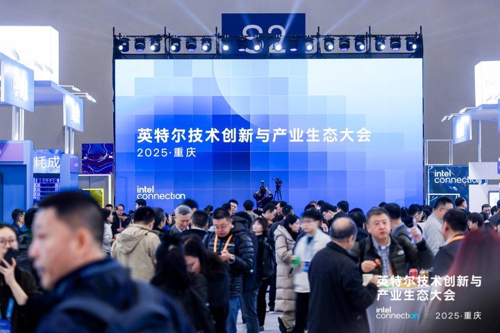 1764917168825636.jpg pl1DyAuLwda.jpg